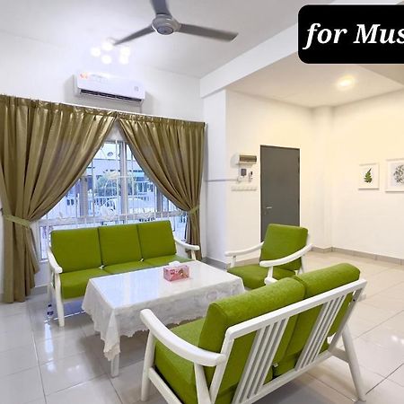 De Qasturee Klia@Kota Warisan Homestay Nearest To Airport Kampong Besut Ngoại thất bức ảnh