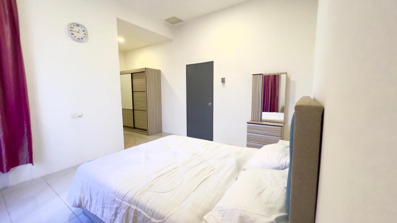 De Qasturee Klia@Kota Warisan Homestay Nearest To Airport Kampong Besut Ngoại thất bức ảnh