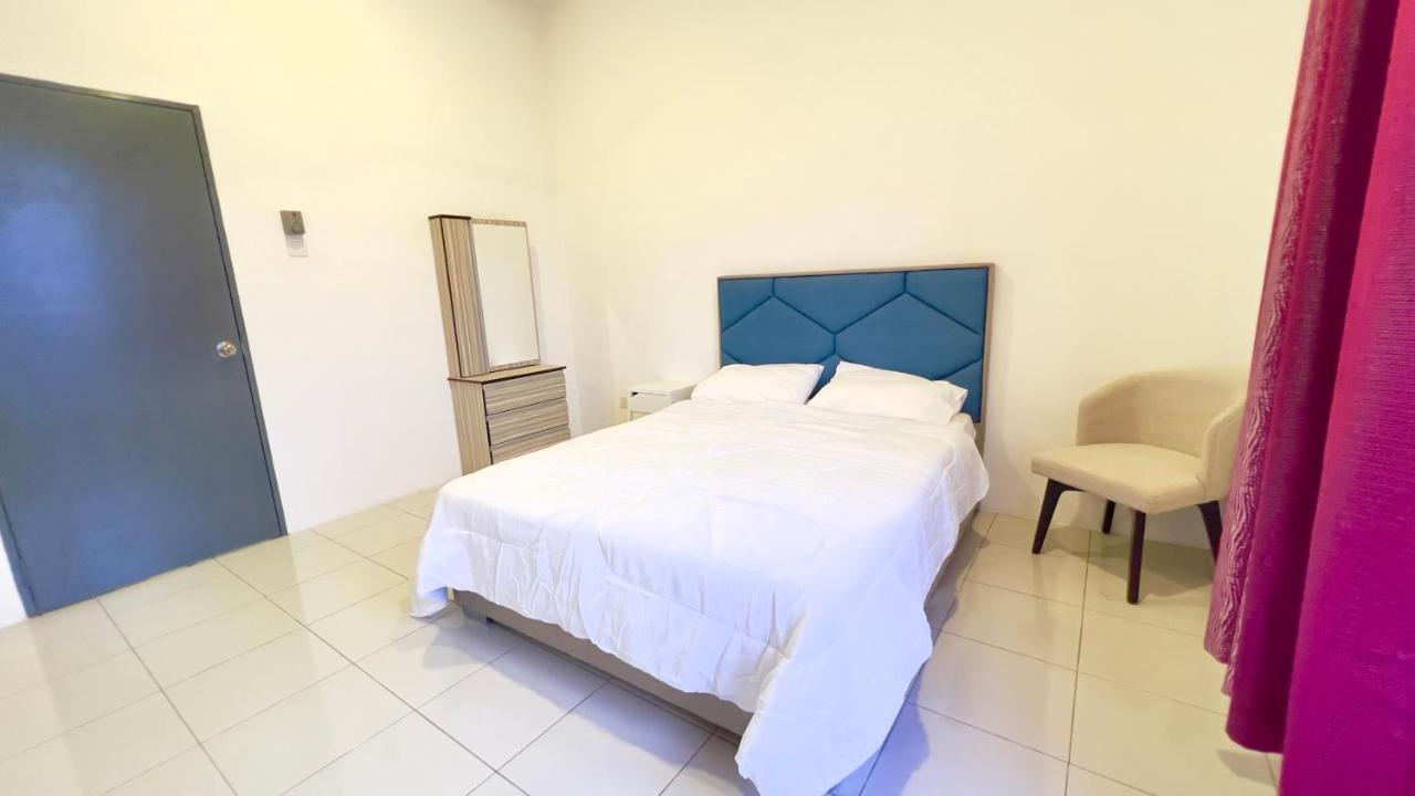 De Qasturee Klia@Kota Warisan Homestay Nearest To Airport Kampong Besut Ngoại thất bức ảnh