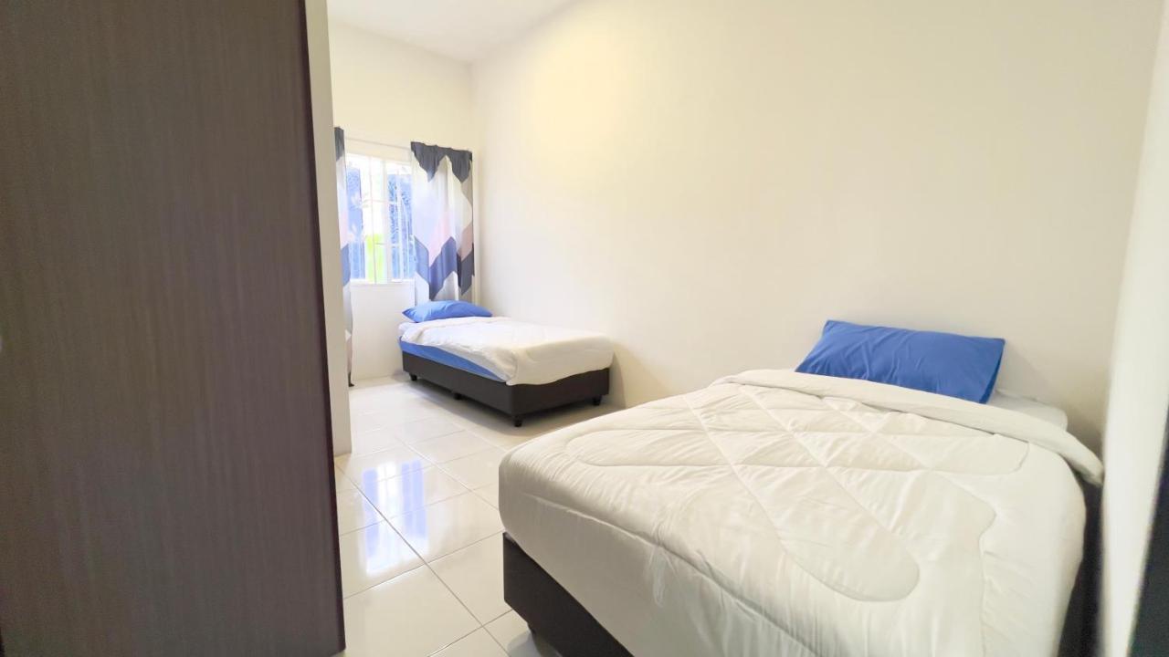 De Qasturee Klia@Kota Warisan Homestay Nearest To Airport Kampong Besut Ngoại thất bức ảnh