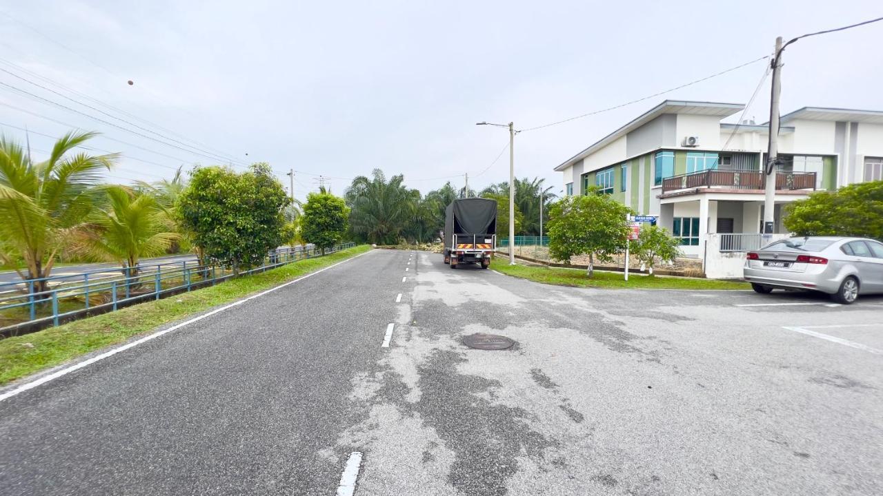 De Qasturee Klia@Kota Warisan Homestay Nearest To Airport Kampong Besut Ngoại thất bức ảnh