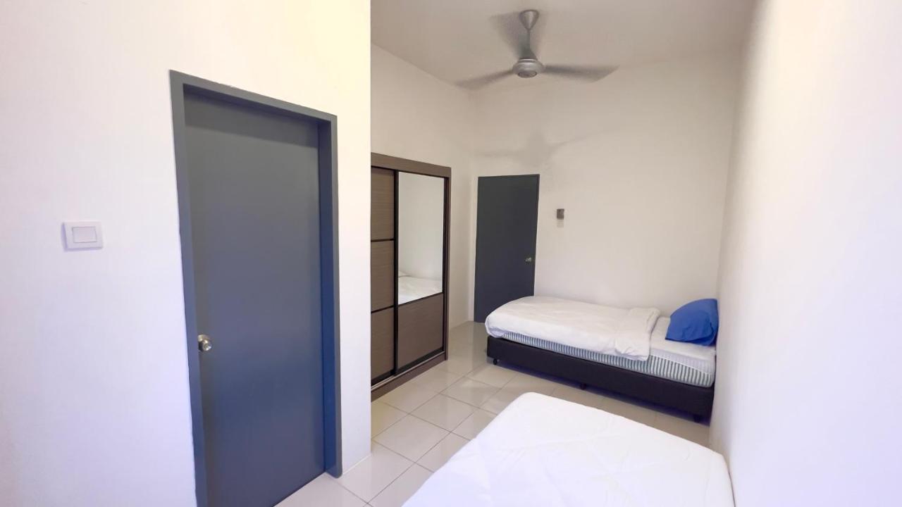 De Qasturee Klia@Kota Warisan Homestay Nearest To Airport Kampong Besut Ngoại thất bức ảnh